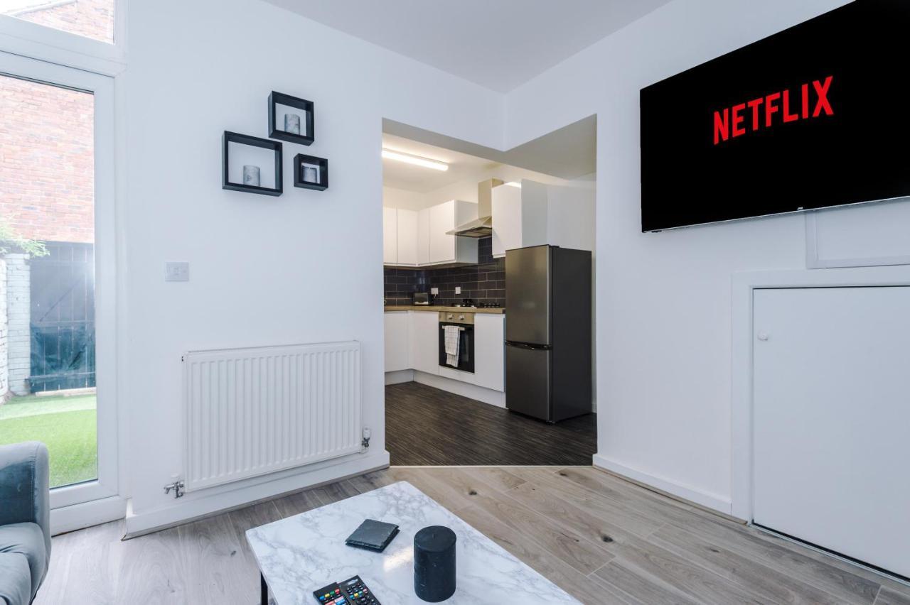 Вілла Cosy 3 Bed 3 Bath House - Central Liverpool -Self Check-In & Free Parking! Екстер'єр фото