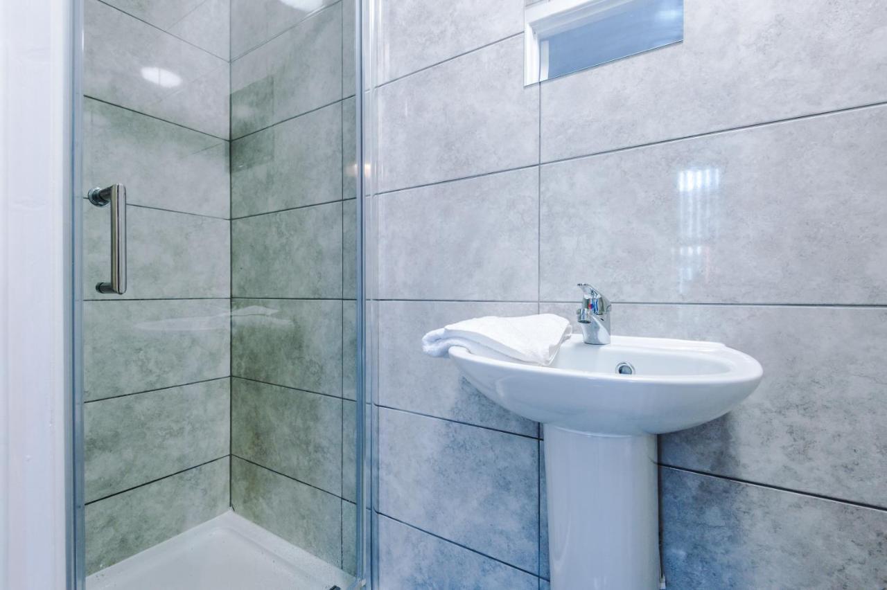 Вілла Cosy 3 Bed 3 Bath House - Central Liverpool -Self Check-In & Free Parking! Екстер'єр фото